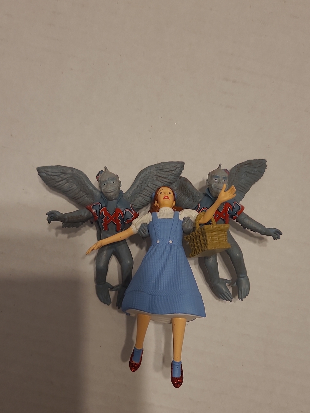 2020 Wizard of OZ - Dorothy Gets Carried Away...Loose In Mint Condition